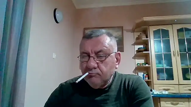 machomale3: онлайн-секс-чат
