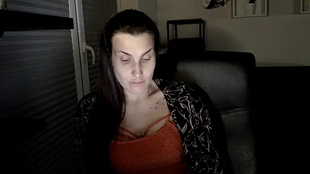 XXX chat uživo modela DonnaAmore