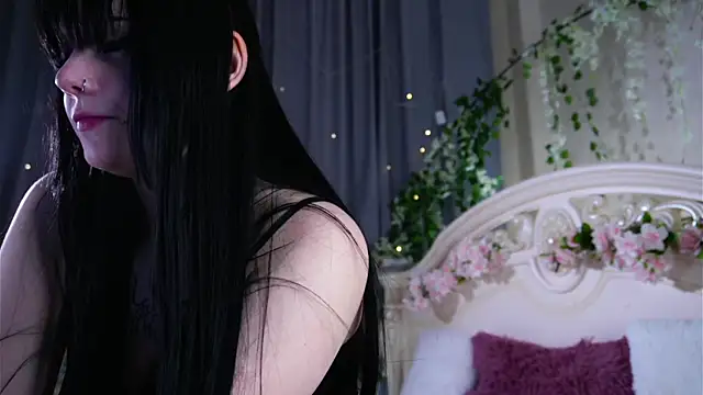 MelaineCore Chat XXX live