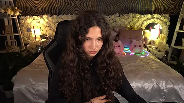 Czat XXX na żywo – BabyFlowerr