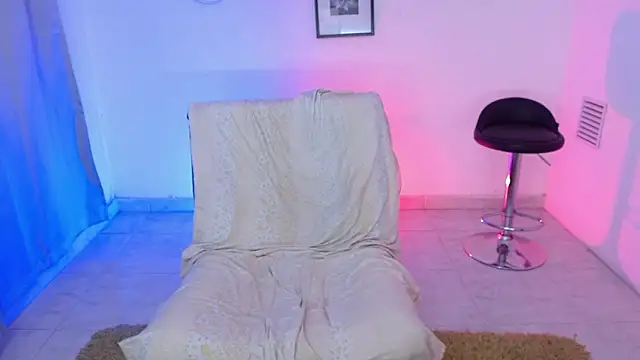 Онлайн чат XXX caius_bigcock1