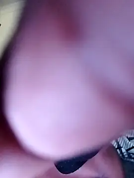 FINEBABYWOLF's Webcam Show