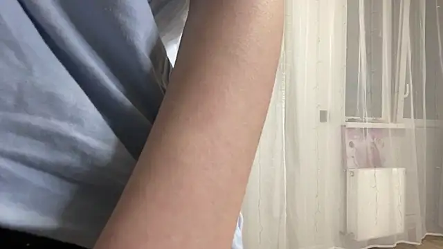 XXX chat uživo modela Liabae