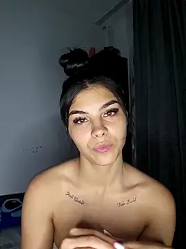 Crissdesire Webcam show