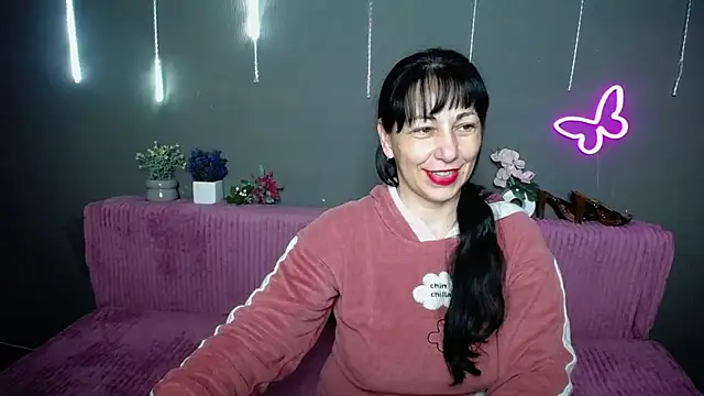 LiluGrants Chat XXX in diretta
