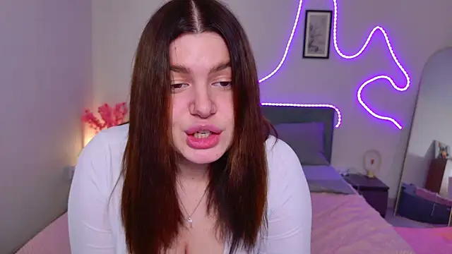 moneyforPeaches Live XXX-chat