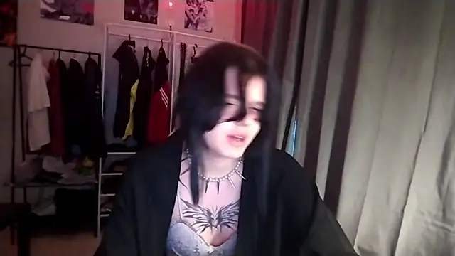 VeIvetLure Adlı Modelin Canlı XXX Sohbeti