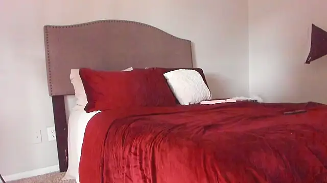 yiauana Live XXX-Chat