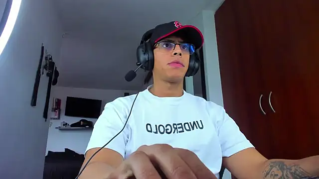_John_Boy_ Live XXX Chat