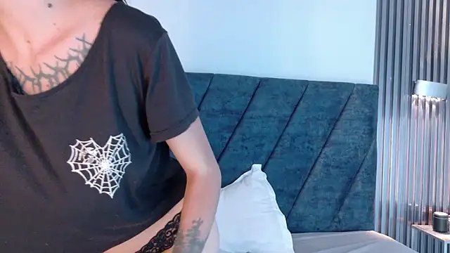 Chatroom XXX en direct de Blue_MoonXXX