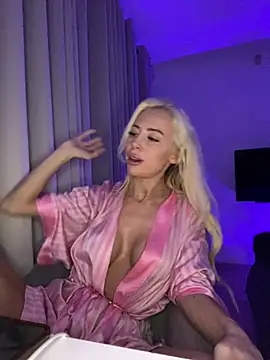 MaeBlonde Live XXX-chat