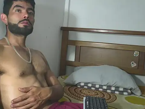 hideonbush051's Webcam Show