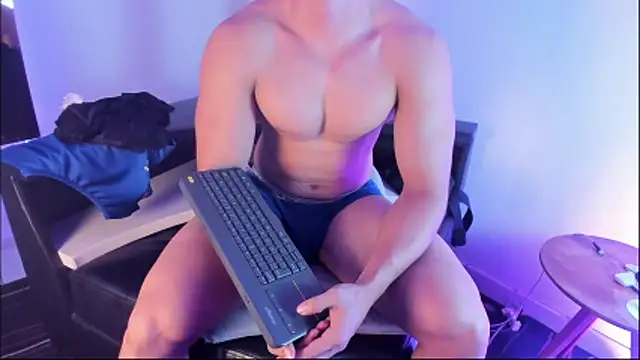 CRISTHIAN_WOLF1 webcam show