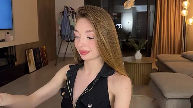 Jolienne Adlı Modelin Web Kamerası Şovu