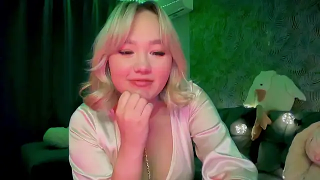 AvroraSolace's Live XXX Chat