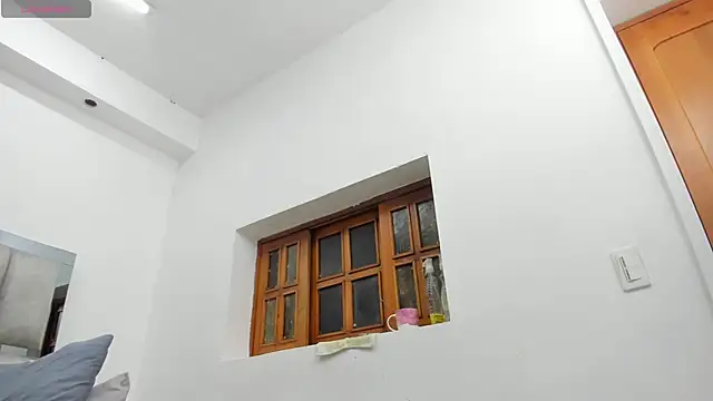 khris__evans লাইভ XXX চ্যাট