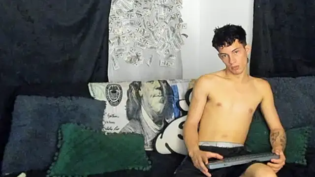 Show Webcam de Pride_couple