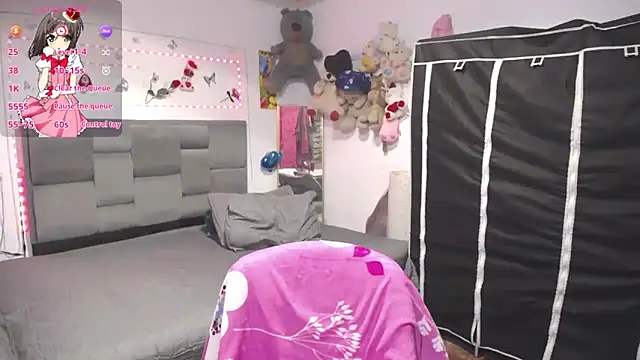 Chat XXX en directo de Sharloth_milf