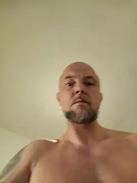 HornyDaddyMuscle Webcamshow