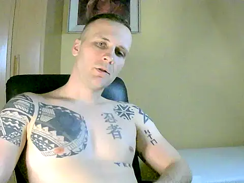 MacMillan69's Live XXX Chat