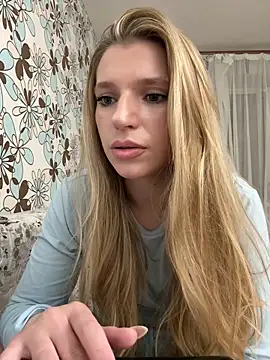 adel_secret élő XXX-chatje