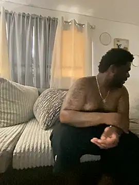 XXX chat uživo modela Tattedupdek