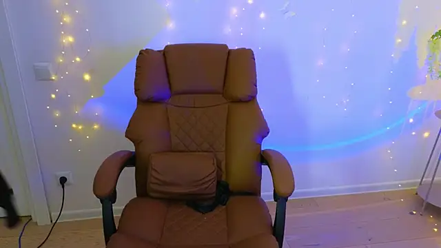 Katyaa_Lover – Naživo XXX chat