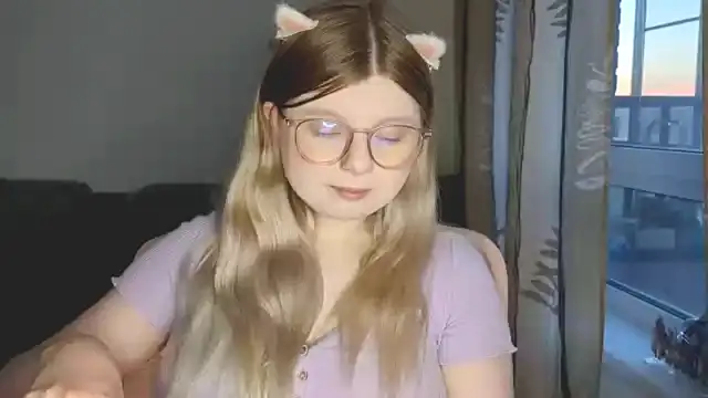 YukiBlush Pertunjukan Webcam