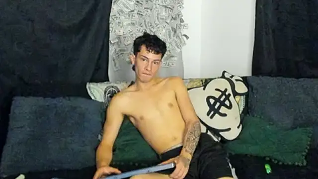 Pride_couple Live XXX-Chat