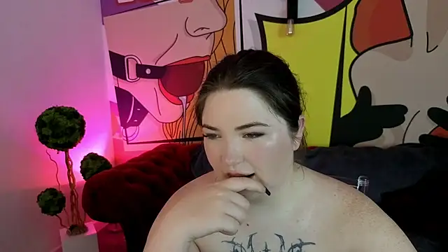 Chat XXX en directo de RosieMoons