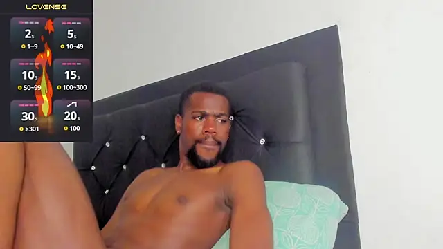 santi_brown Live XXX-Chat