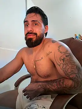 Chat XXX en directo de Ryan_Black3
