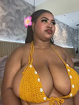 AinaraJimenez's Live XXX Chat