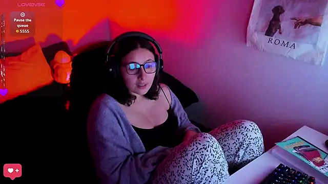 bonnie_moon_ Adlı Modelin Canlı XXX Sohbeti