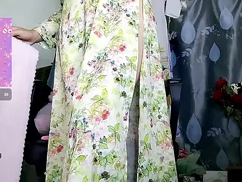Lucy_limon 现场XXX聊天