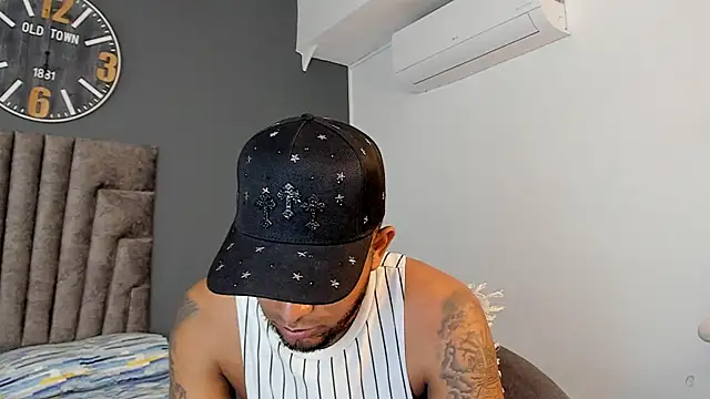 Robin_Rief Pertunjukan Webcam