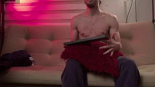 Вебкам-шоу Noah_Oliveira_