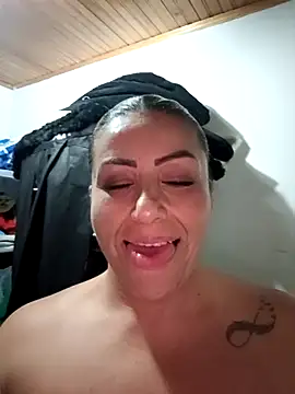 maynor_1998 – Naživo XXX chat