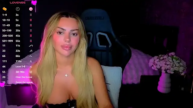Ayla__Demir: онлайн-секс-чат