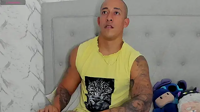 luigiferrara live XXX chat