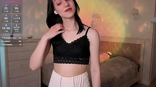 MilaVey's Live XXX Chat