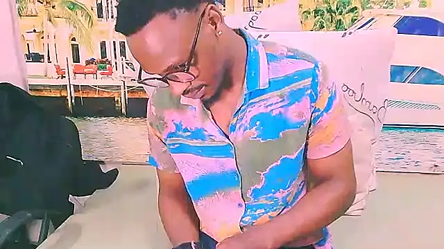 EbonyTiger69のライブXXXチャット