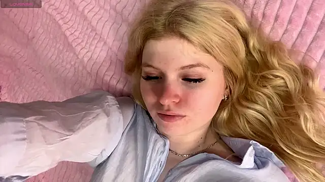 ShontaWasilko Live XXX-Chat