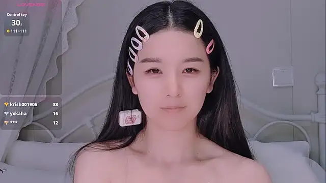 BingLin- Adlı Modelin Canlı XXX Sohbeti