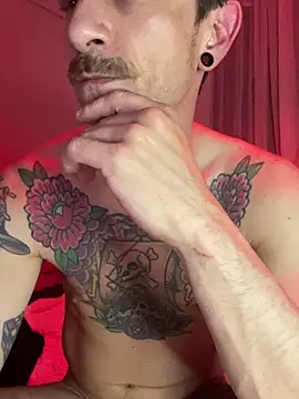 _Lordjizz élő XXX-chatje