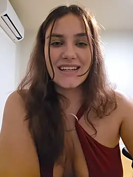 Chat XXX en directo de MiaRides19