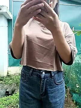 Zoe-Zoee Webcam Show