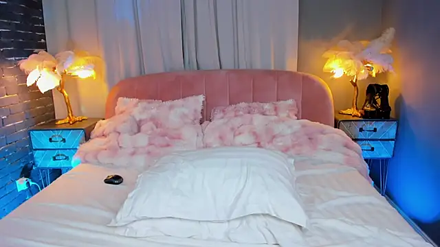 AmedeeaBanks 라이브 XXX 채팅