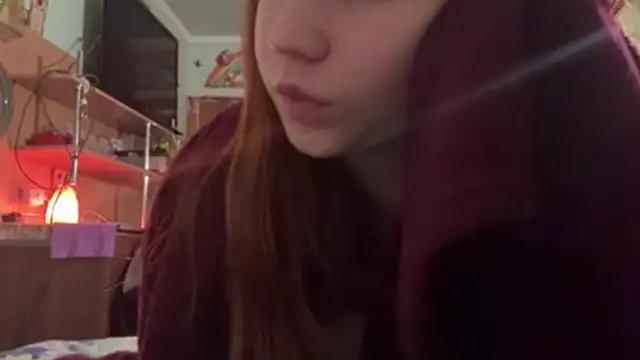 EmmaLovelyBB's Webcam Show