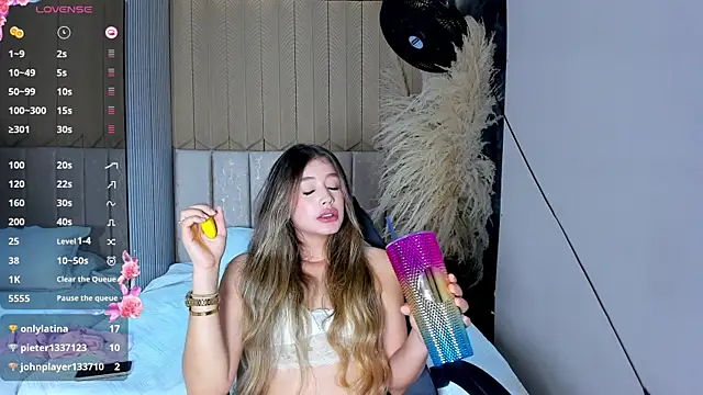 Chat XXX Live EmilyJohnsoon